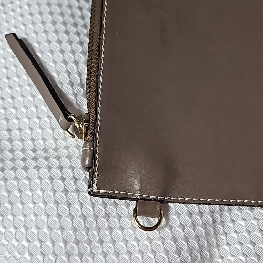 Alberta di Canio Zipper pouch /case in taupe - Picture 5 of 6